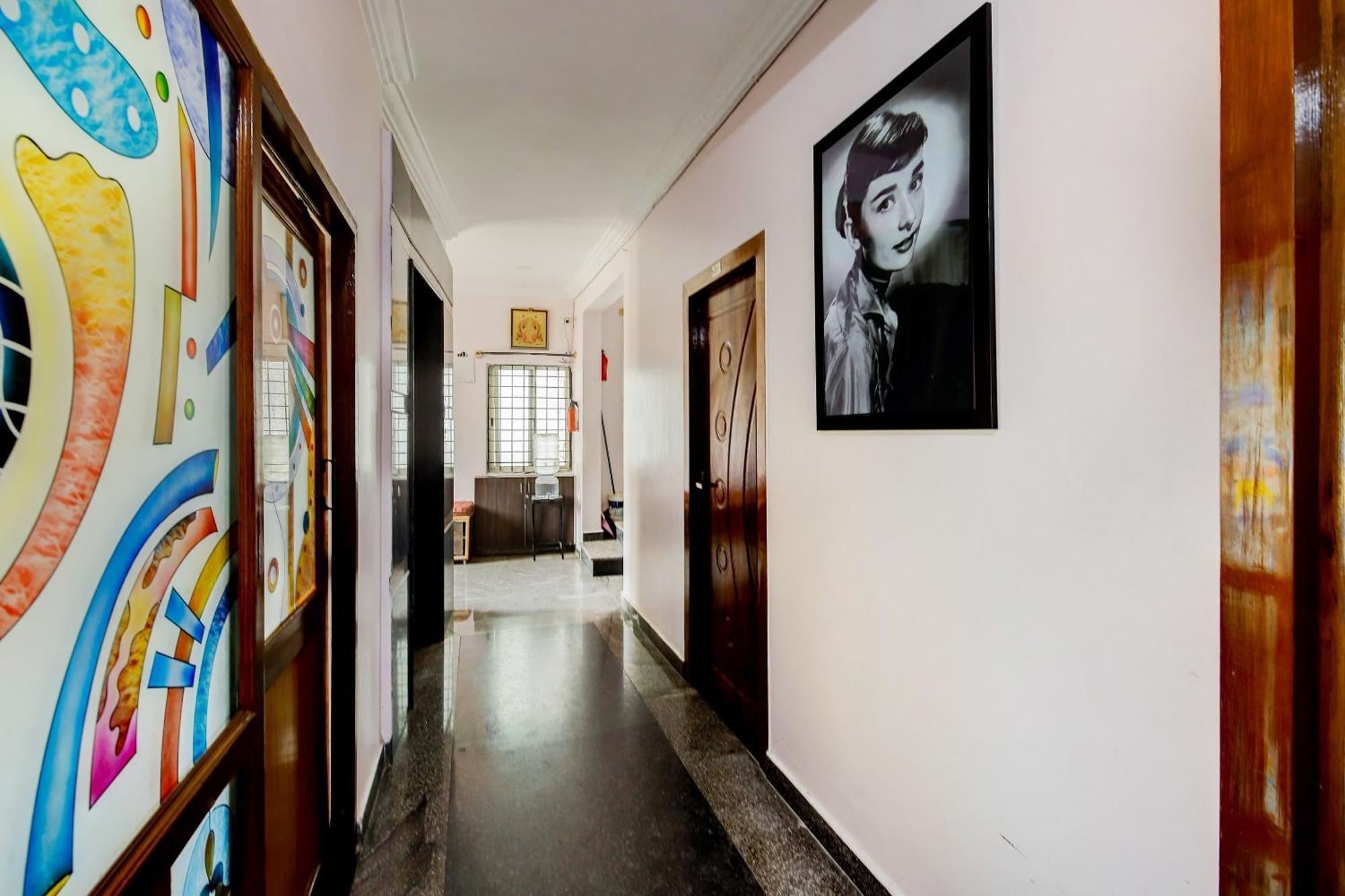 Hotel O Hotel Utsav Palace Бангалор Экстерьер фото